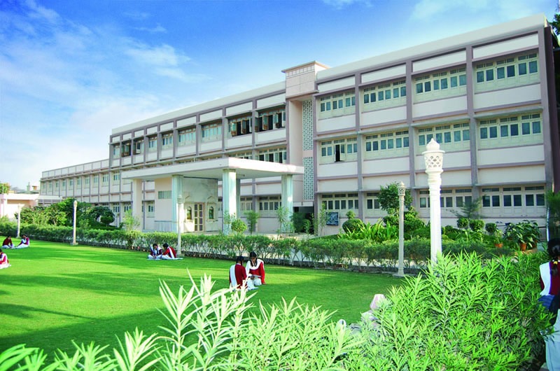 Shri Ramrikhdas Poddar Balika Vidya Mandir - Siyaram's